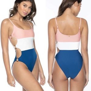 PILYQ Island Blue Ring Side one piece M